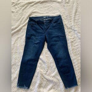 Old Navy Rockstar Super Skinny